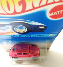 Load image into Gallery viewer, Hot Wheels Pearl Driver VW Bug Volkswagen Beetle Collector 293 sp7 - TulipStuff
