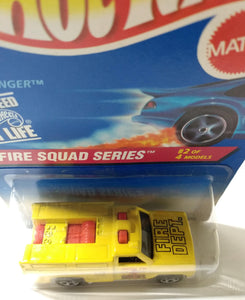Hot Wheels Fire Squad Rescue Ranger Paramedic Truck Collector #425 - TulipStuff