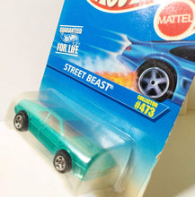 Load image into Gallery viewer, Hot Wheels Collector #473 Street Beast BMW M1 1995 - TulipStuff
