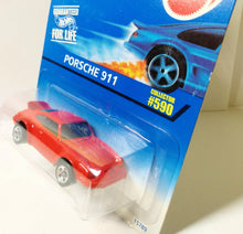 Load image into Gallery viewer, Hot Wheels Collector 590 Porsche 911 1995 sp5 - TulipStuff
