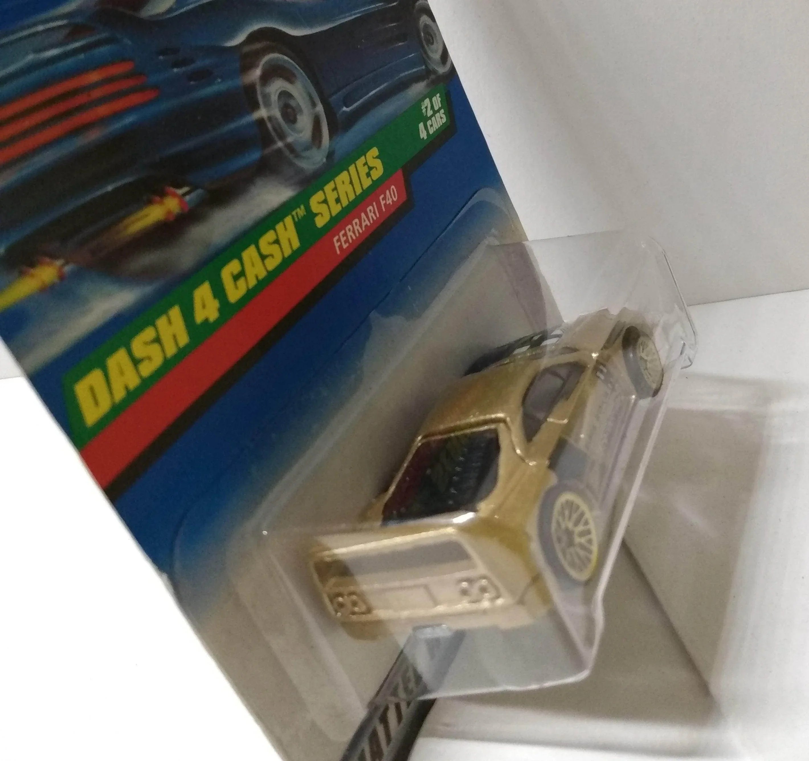 Hot Wheels Dash 4 Cash Collector #722 Ferrari F40 Racing Car 1997