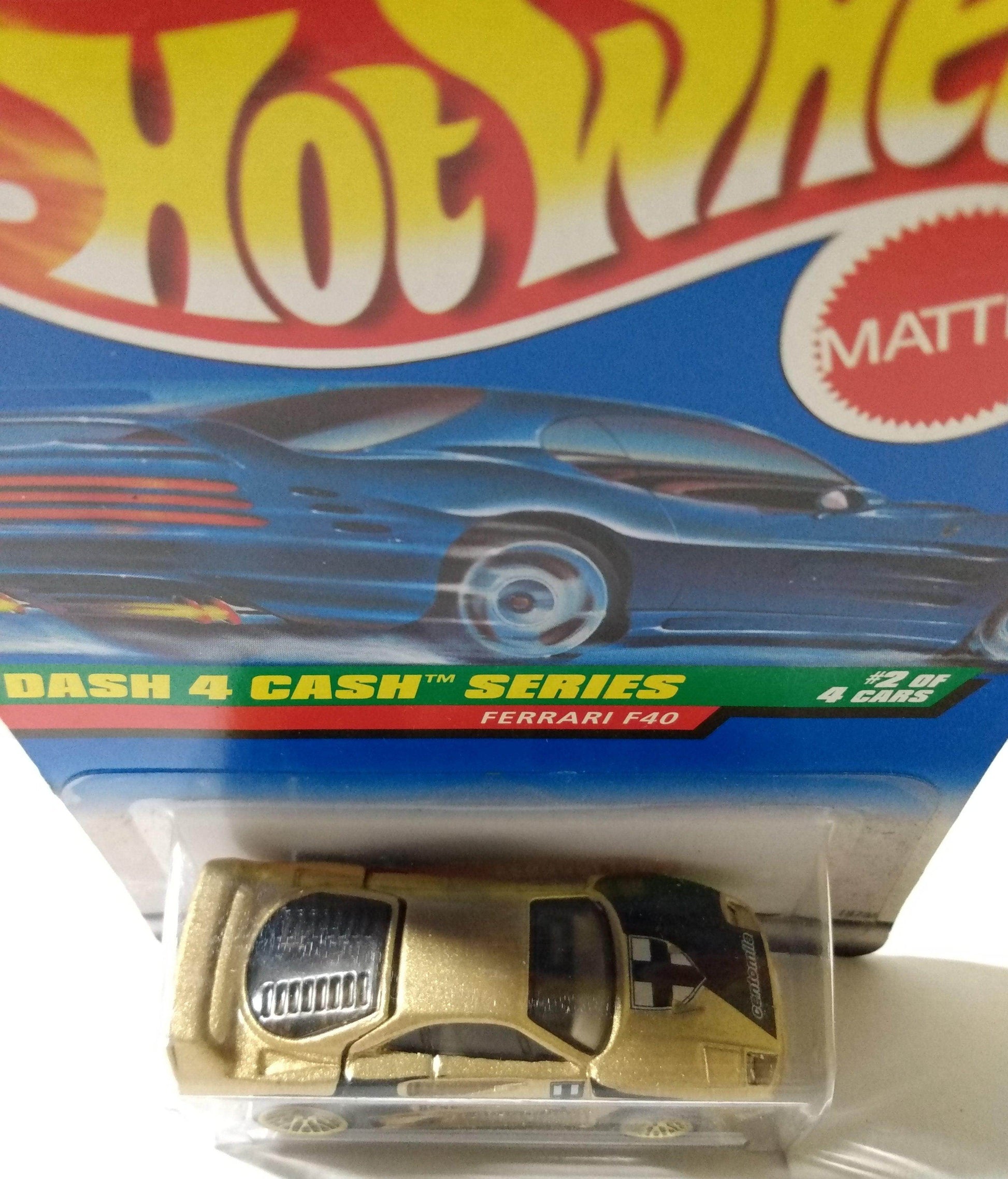 Hot Wheels Dash 4 Cash Collector #722 Ferrari F40 Racing Car 1997 - TulipStuff