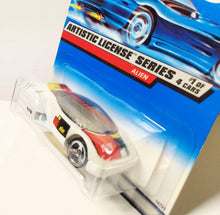 Load image into Gallery viewer, Hot Wheels Artistic License Collector #729 Alien Concept Car 1997 - TulipStuff
