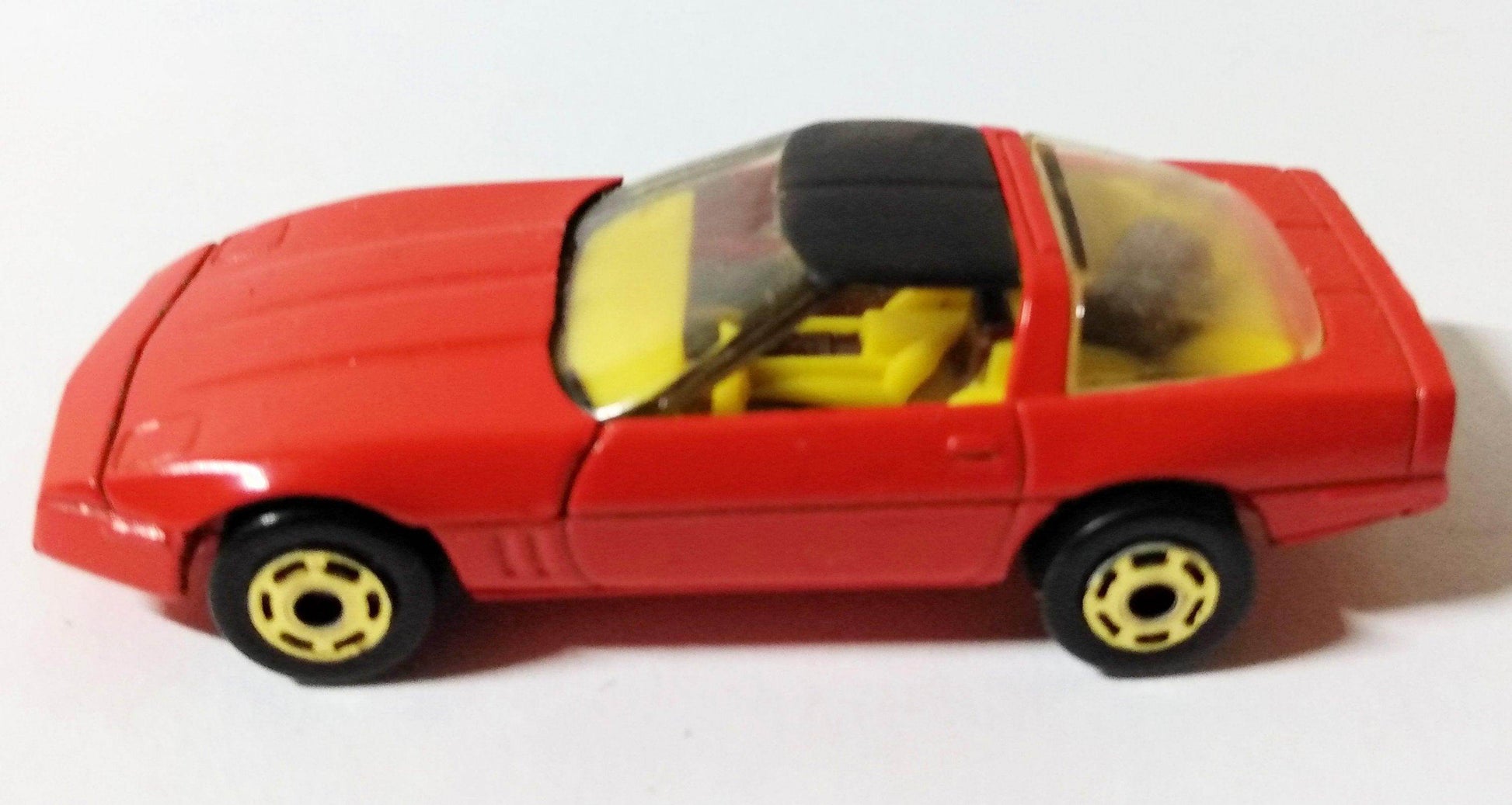 Hot Wheels 3928 Hot Ones Chevrolet '80's Corvette Hong Kong 1984 - TulipStuff