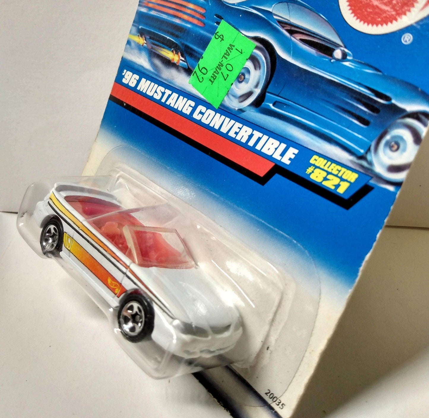 Hot Wheels Collector #821 Ford '96 Mustang GT Convertible 1997 - TulipStuff