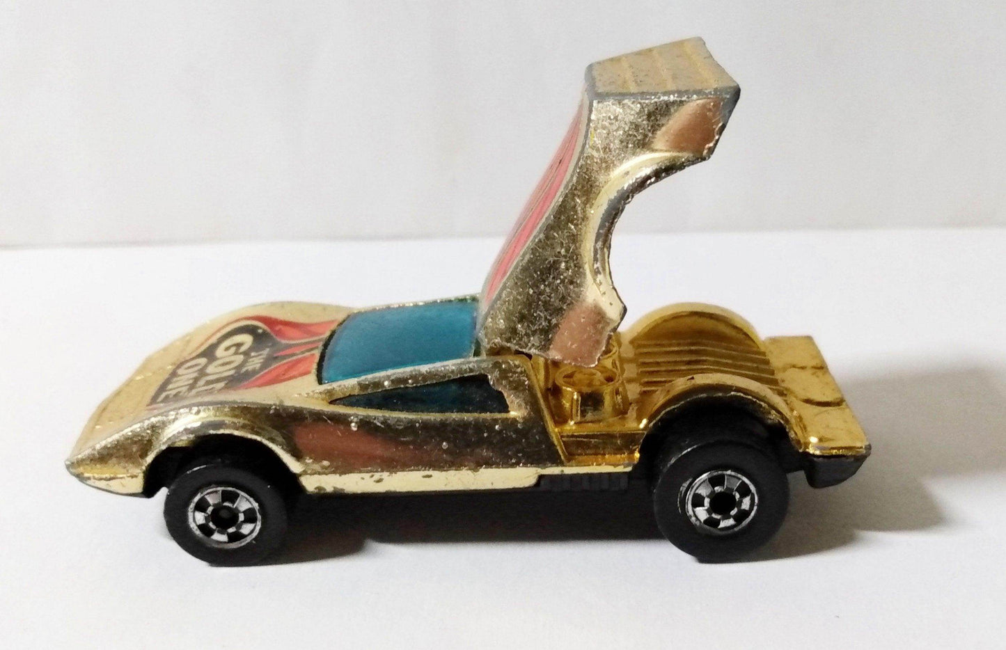 Hot Wheels 6976 Buzz Off The Gold One Hong Kong 1977 - TulipStuff