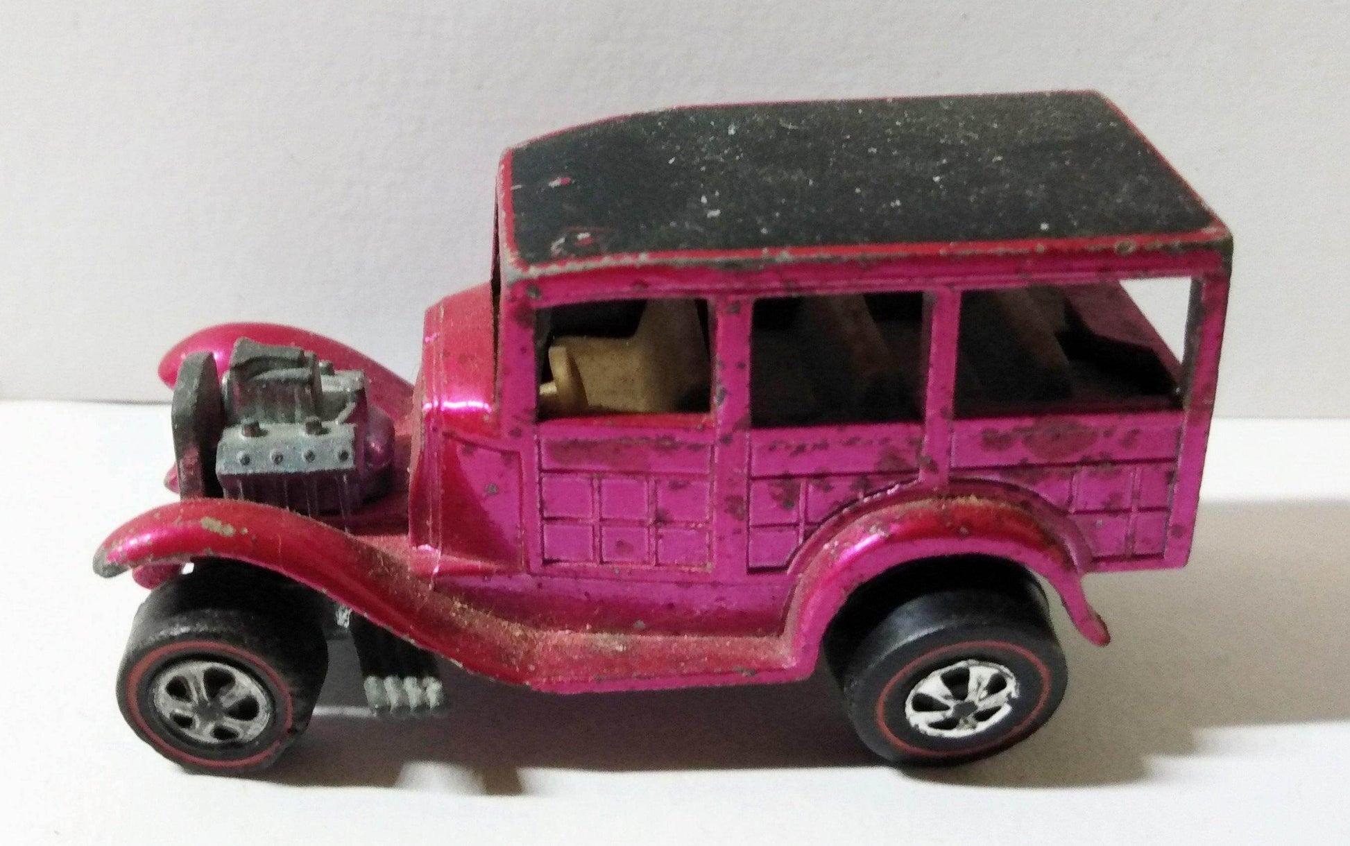 Hot Wheels Redline 6251 Classic '31 Ford Woody USA 1968 - TulipStuff