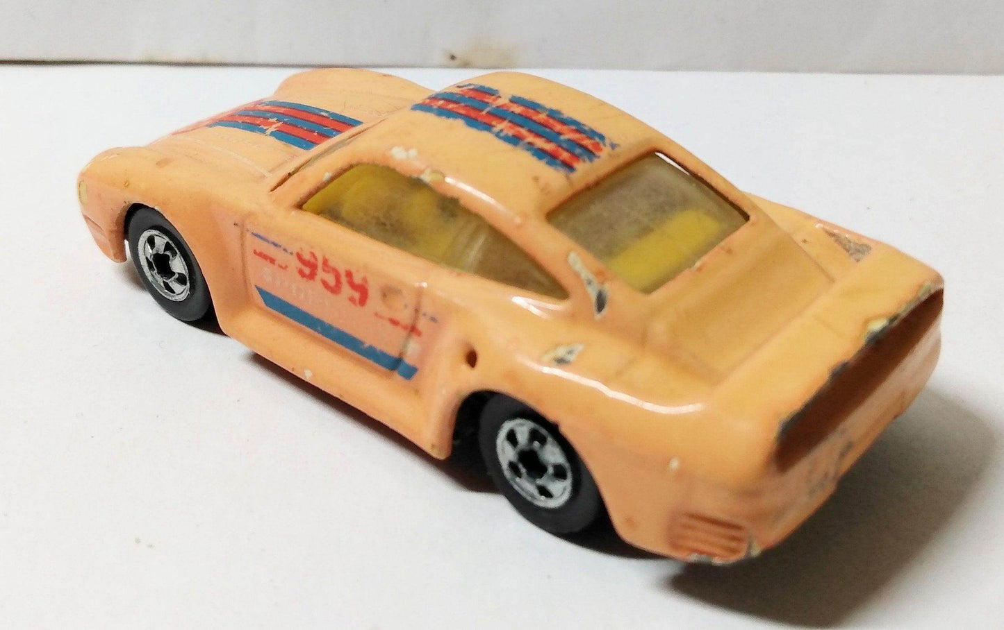 Hot Wheels Color Racers Porsche 959 Color Changer 1988 - TulipStuff