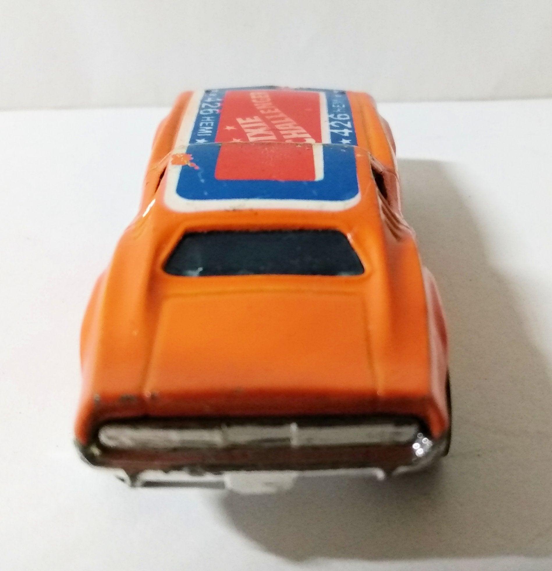 Hot wheels store dixie challenger 1982