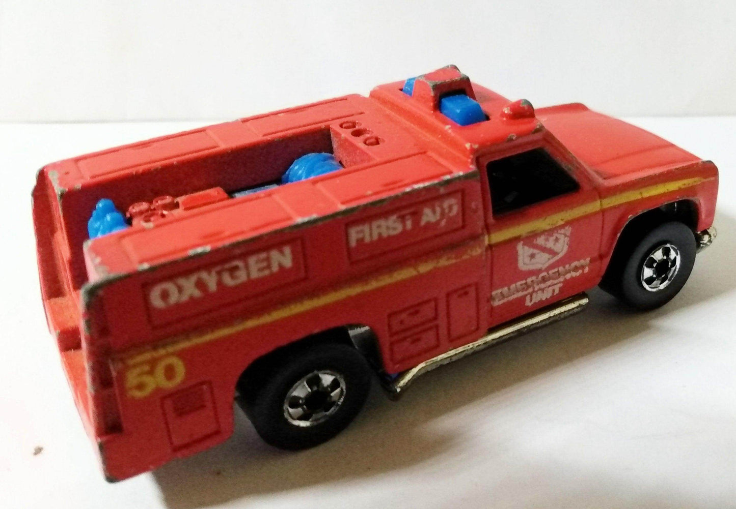 Hot Wheels 7650 Emergency Squad Paramedic Truck Hong Kong 1977 - TulipStuff