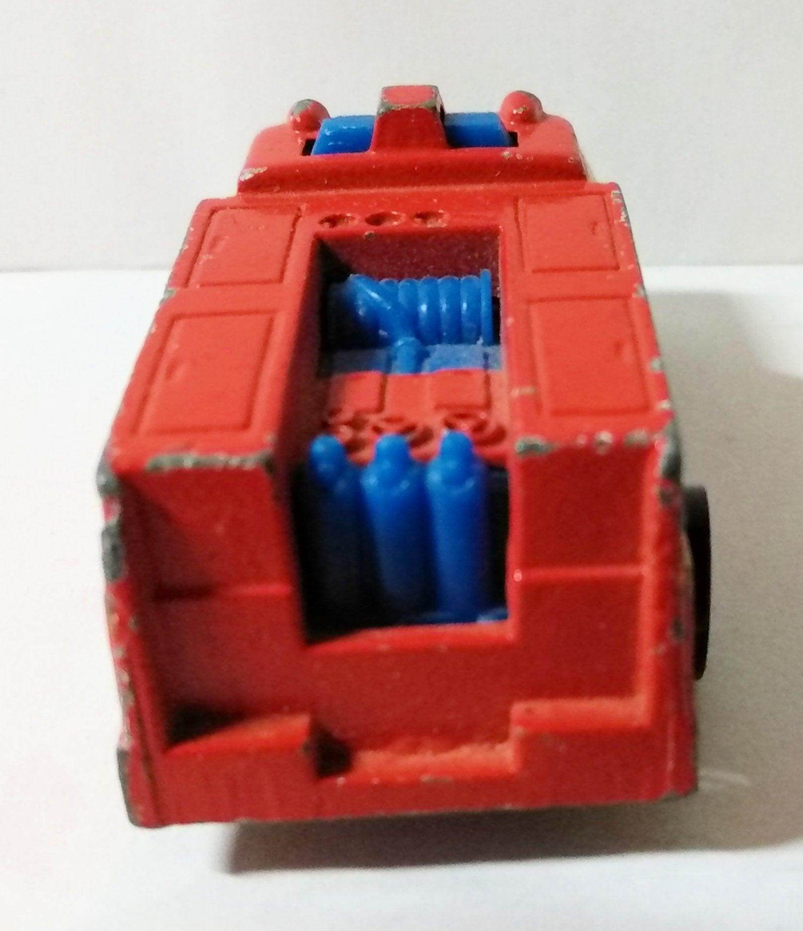 Hot Wheels 7650 Emergency Squad Paramedic Truck Hong Kong 1977 - TulipStuff