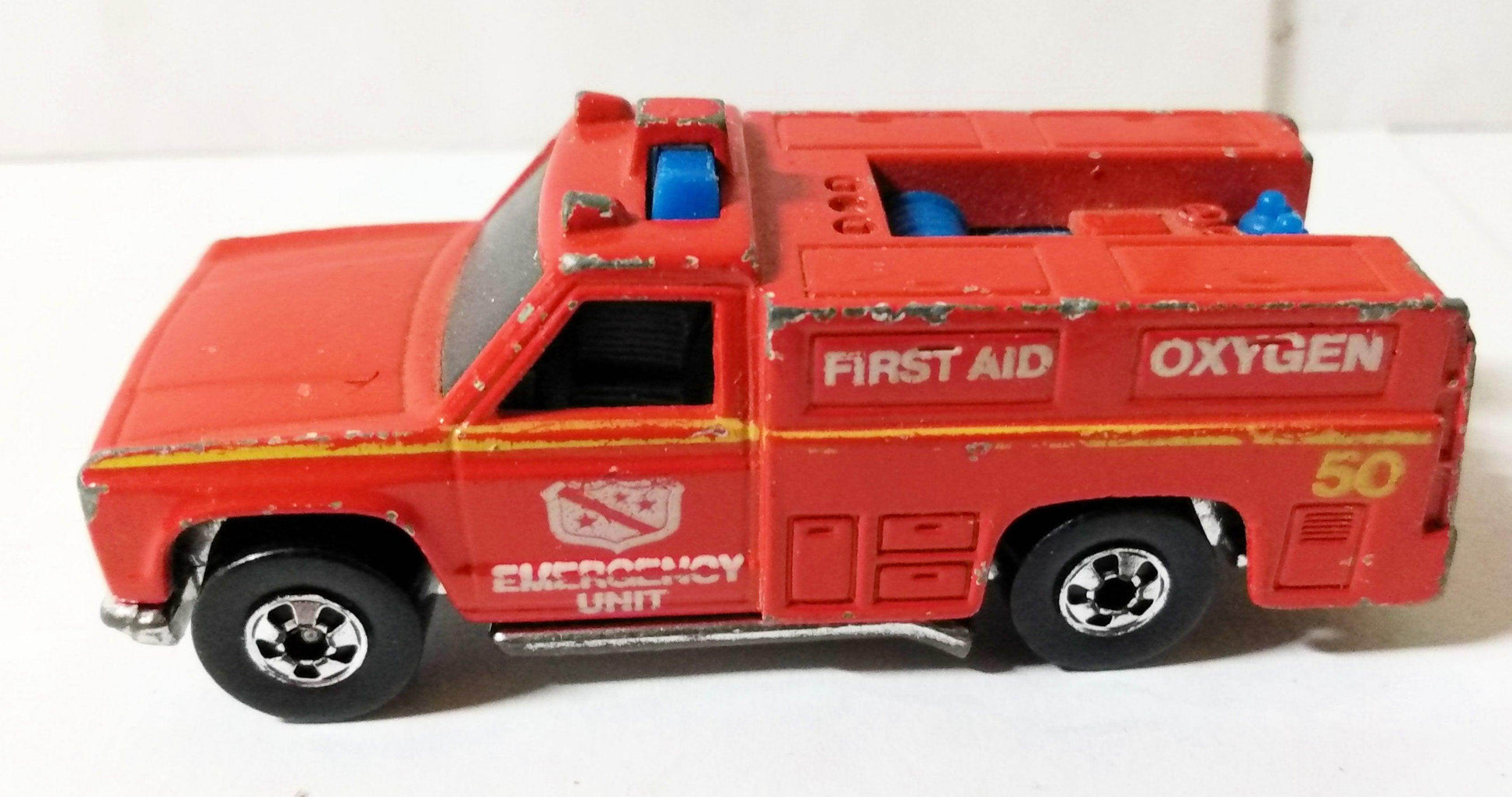 Hot Wheels 7650 Emergency Squad Paramedic Truck Hong Kong 1977 - TulipStuff