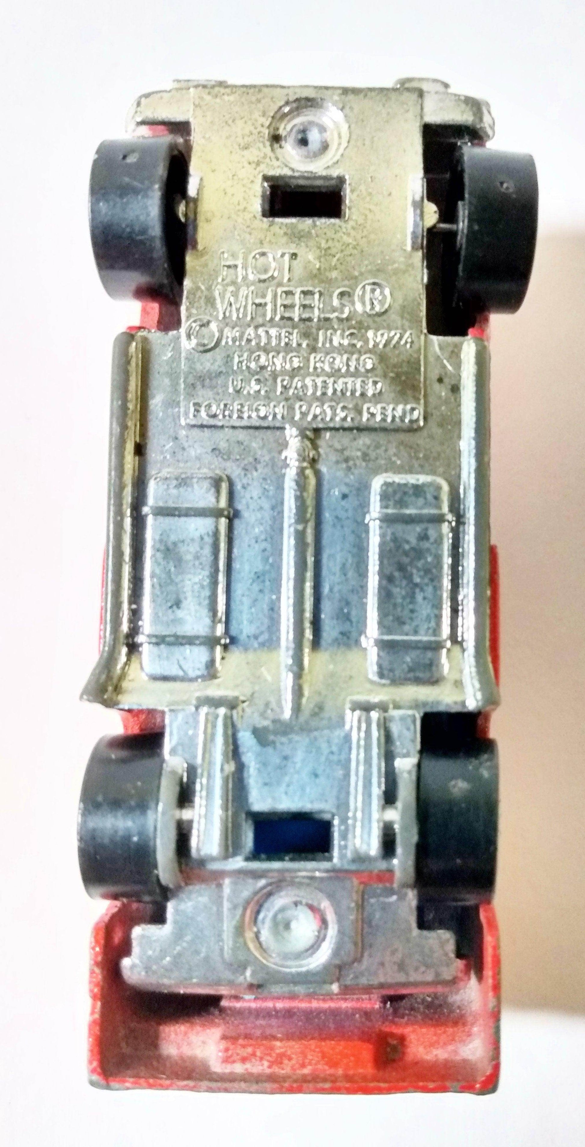 Hot Wheels 7650 Emergency Squad Paramedic Truck Hong Kong 1977 - TulipStuff