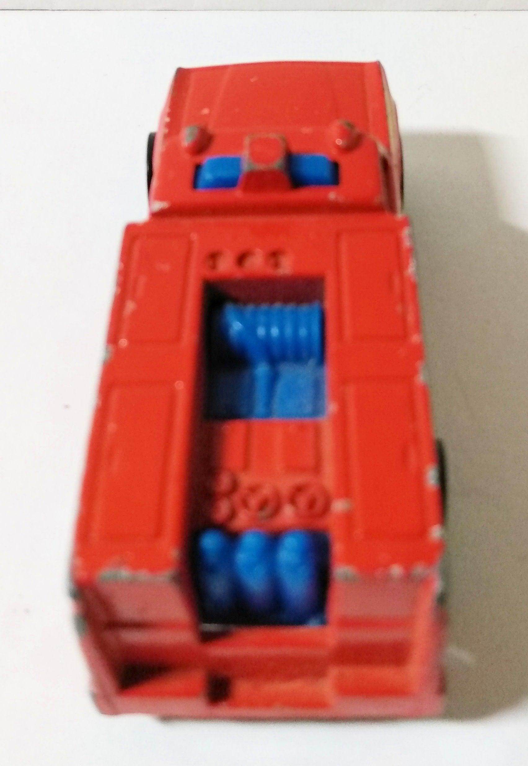 Hot Wheels 7650 Emergency Squad Paramedic Truck Hong Kong 1977 - TulipStuff