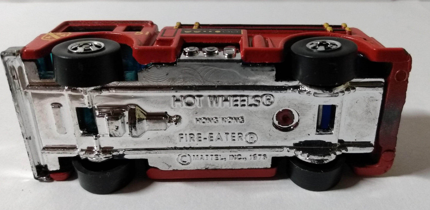 Hot Wheels 9640 Fire-Eater Fire Engine Truck Hong Kong 1977 bw - TulipStuff