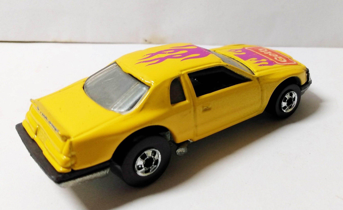 Hot Wheels Getty Oil Promo Thunder Burner Ford Thunderbird 1990 - TulipStuff