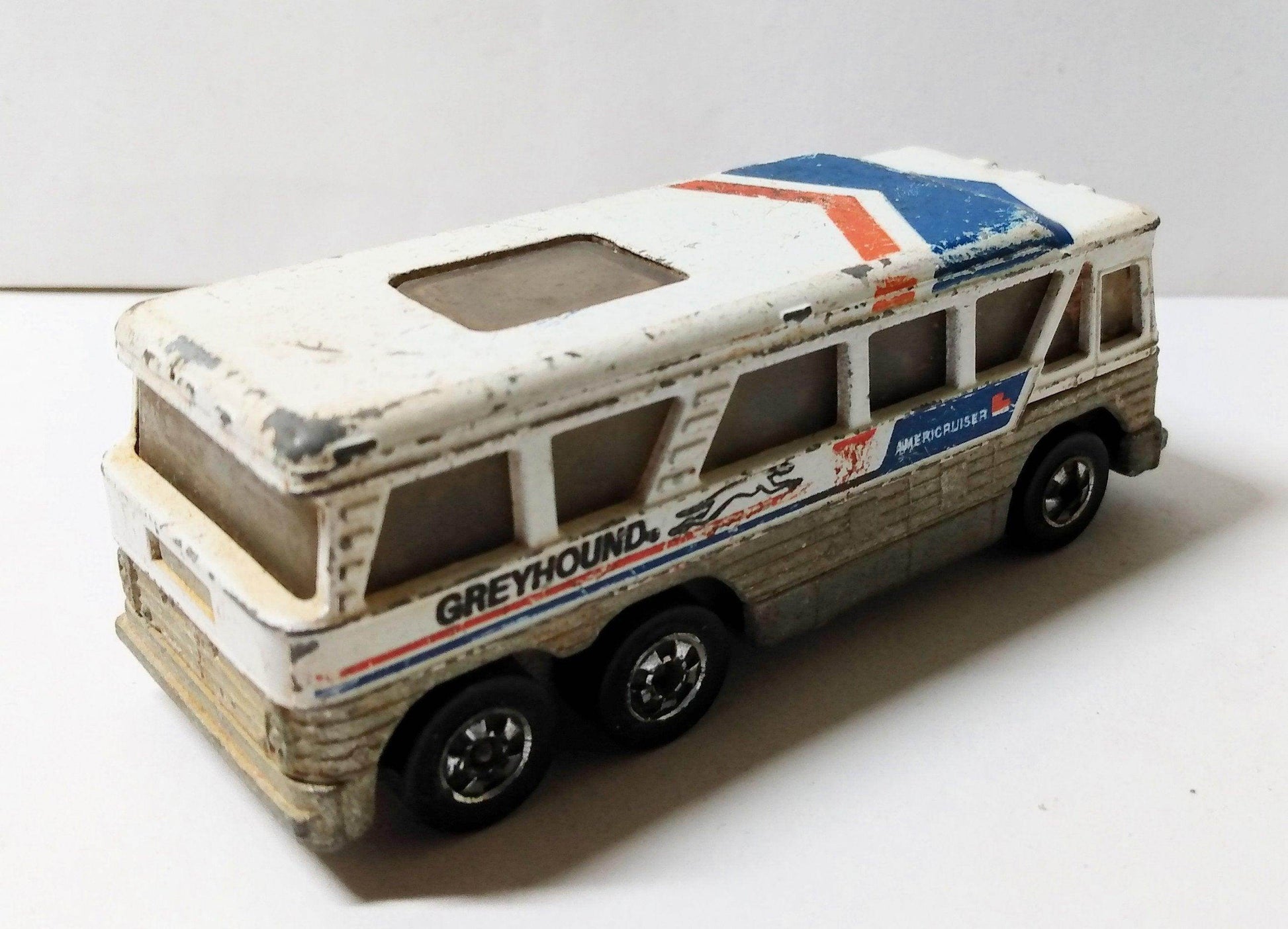 Hot Wheels 1127 Greyhound MC-8 Americruiser Bus Hong Kong 1980 - TulipStuff