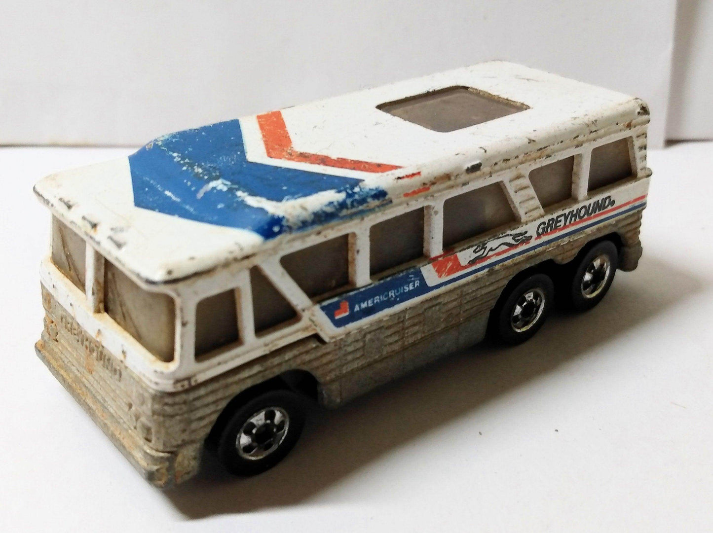 Hot Wheels 1127 Greyhound MC-8 Americruiser Bus Hong Kong 1980 - TulipStuff