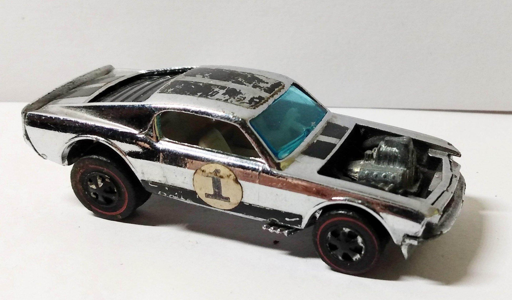 Hot Wheels Redline Club Car Chrome Ford Mustang Boss Hoss 302 1970 - TulipStuff