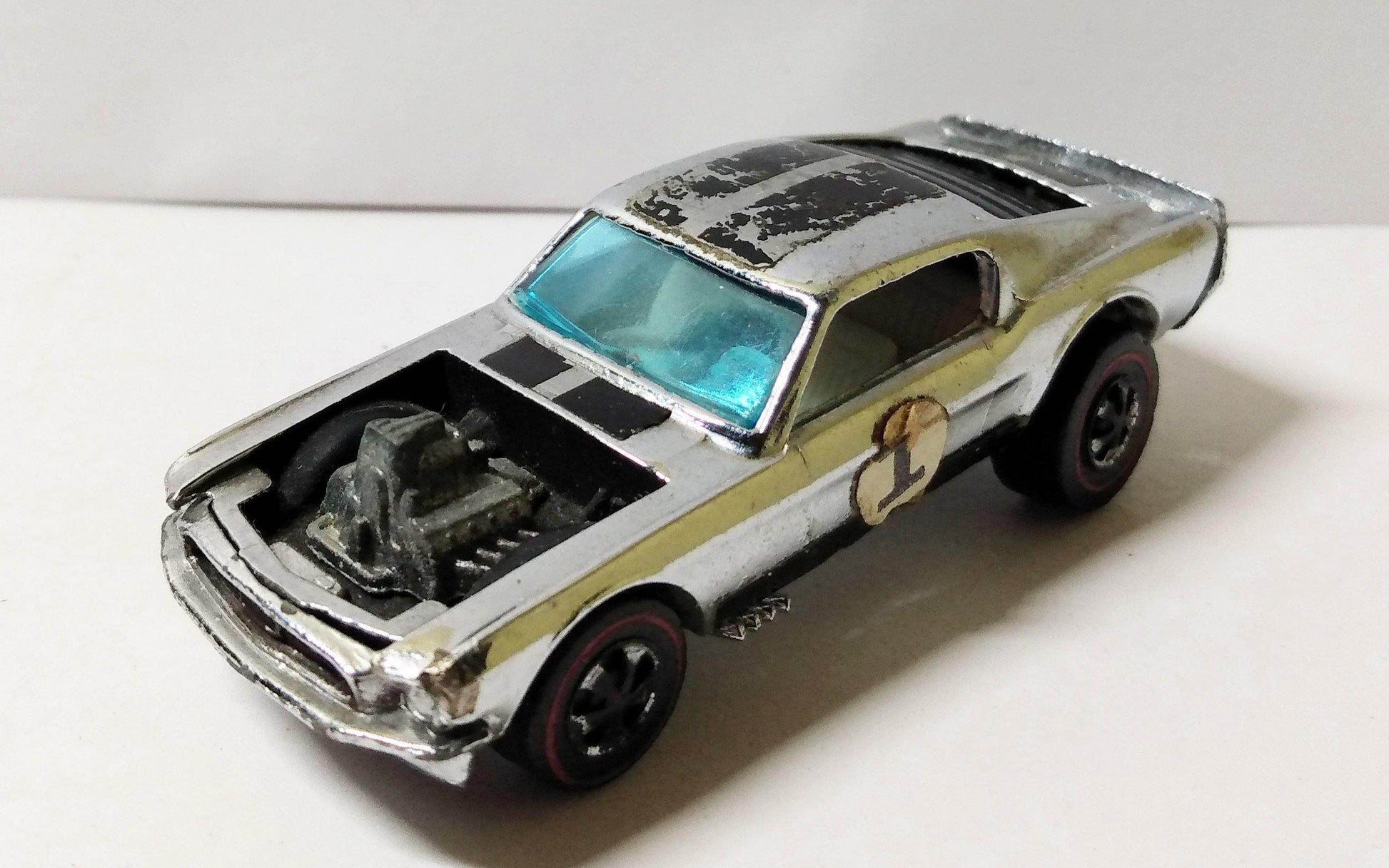 Hot Wheels Redline Club Car Chrome Ford Mustang Boss Hoss 302 1970