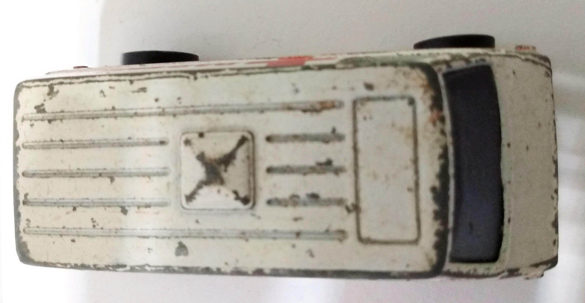 Hot Wheels Redline Paramedic Ambulance 7661 Hong Kong 1974 - TulipStuff