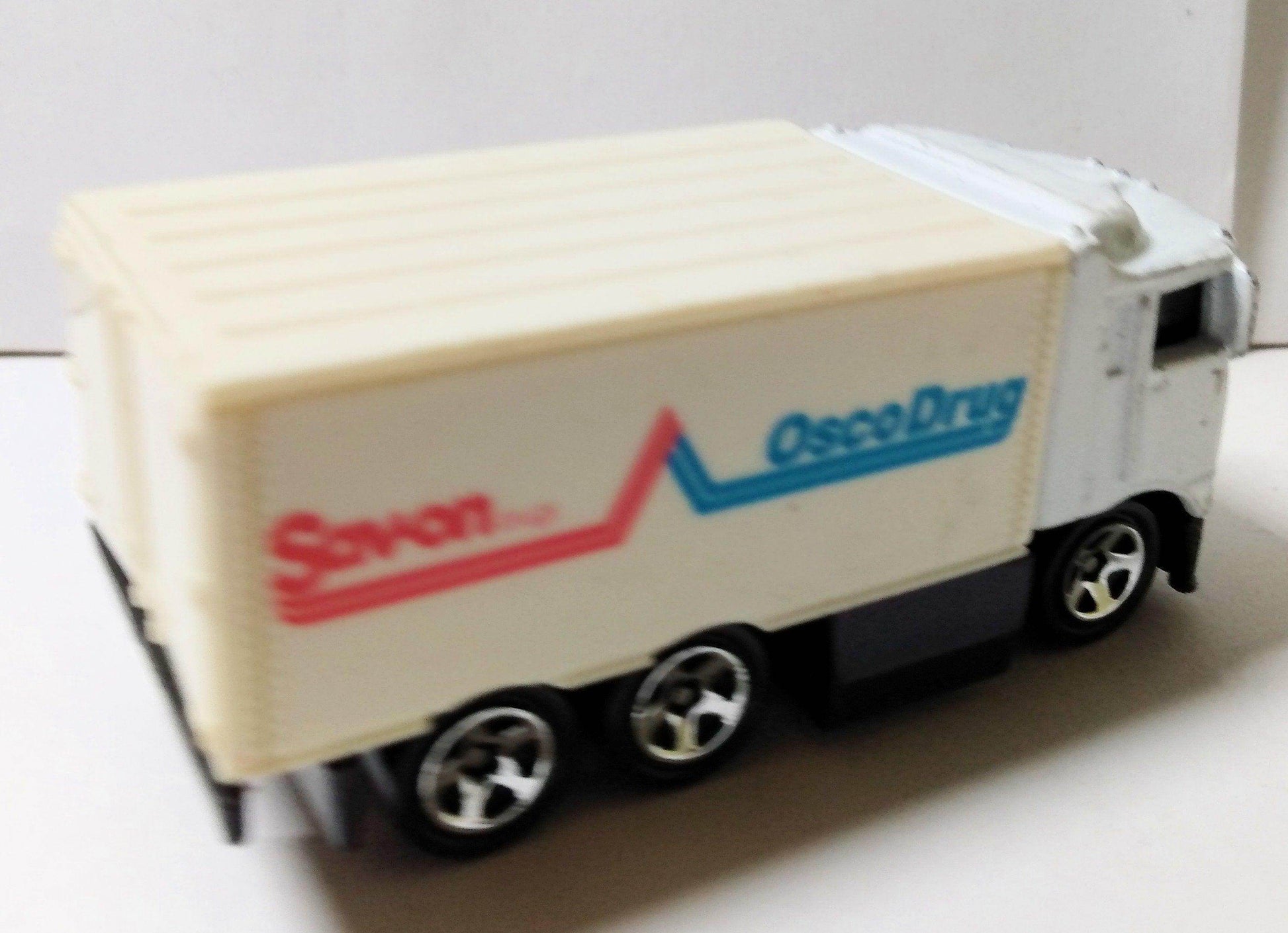 Hot Wheels Sav-on Osco Hiway Hauler Diecast Truck ltd ed 1996 - TulipStuff