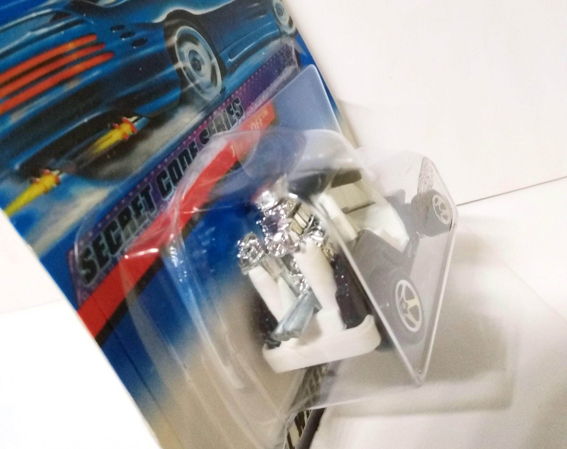 Hot Wheels Secret Code Tee'd Off Golf Cart Collector 2000 #047 - TulipStuff