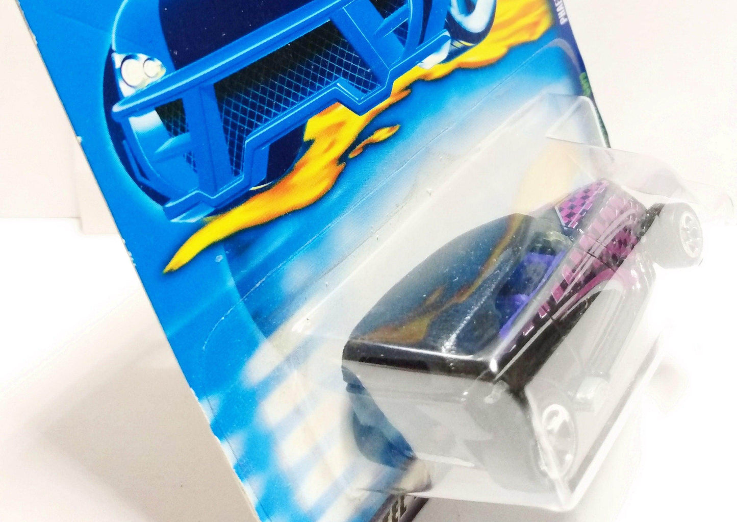 Hot Wheels Virtual Collection Cars Phaeton 2000 #164 - TulipStuff