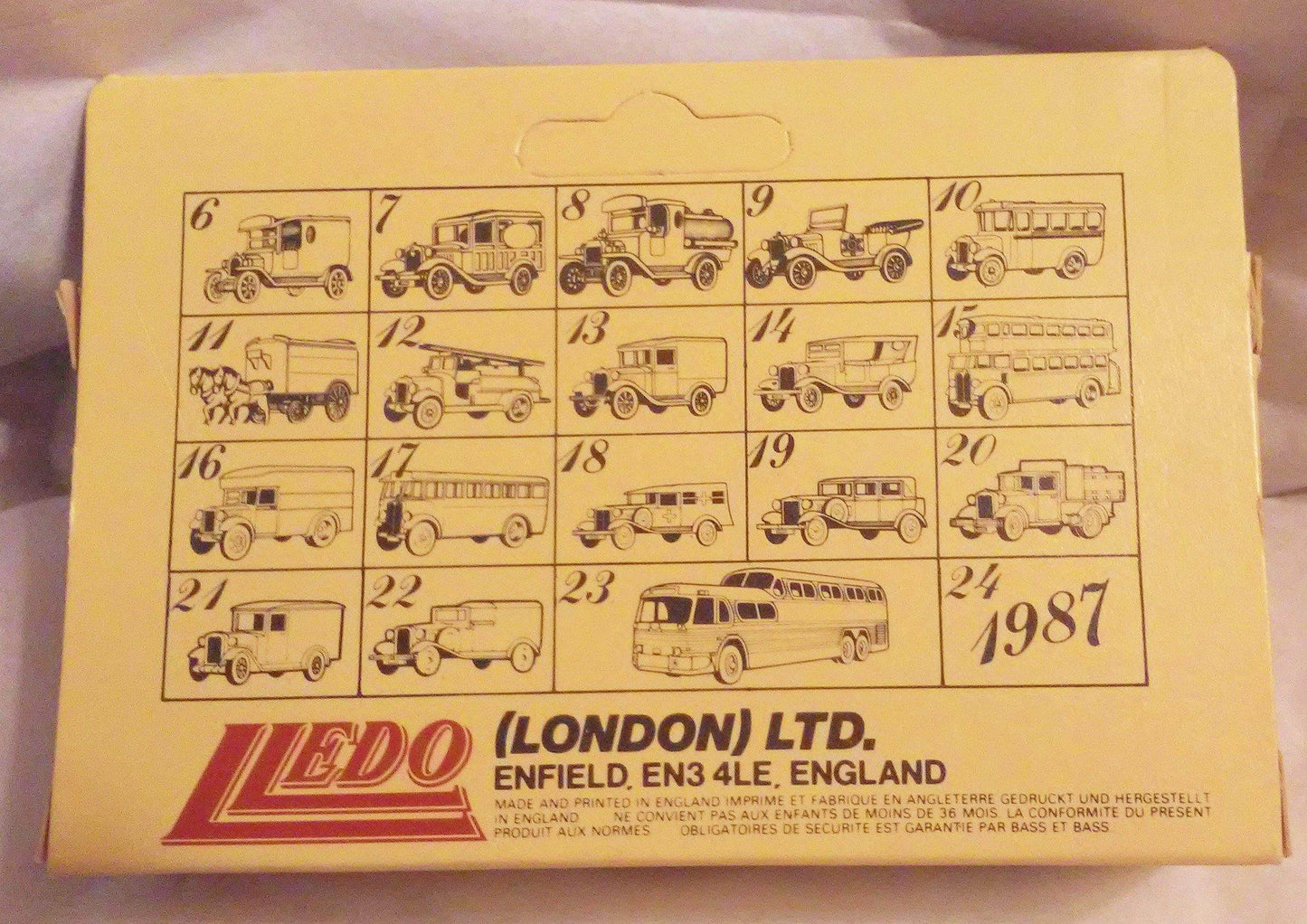 Lledo Models of Days Done DG26 Schweppes 1934 Chevrolet Bottle Delivery Truck Made in England 1987 - TulipStuff