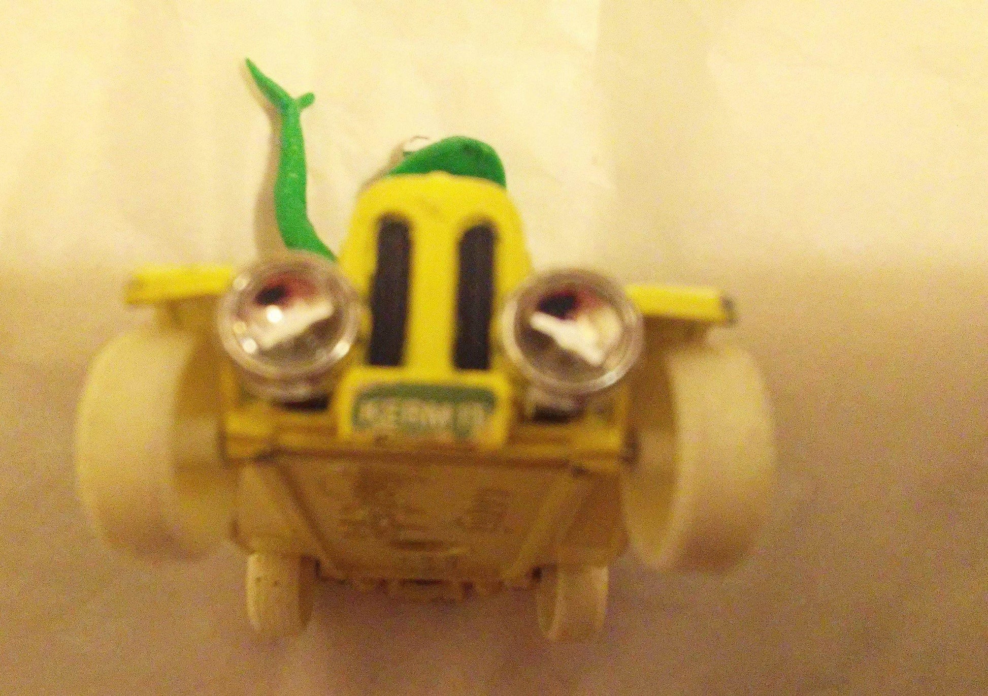 Corgi Toys 2030-A1 Diecast Metal Muppets Kermit's Kar Made in Great Britain 1979 - TulipStuff