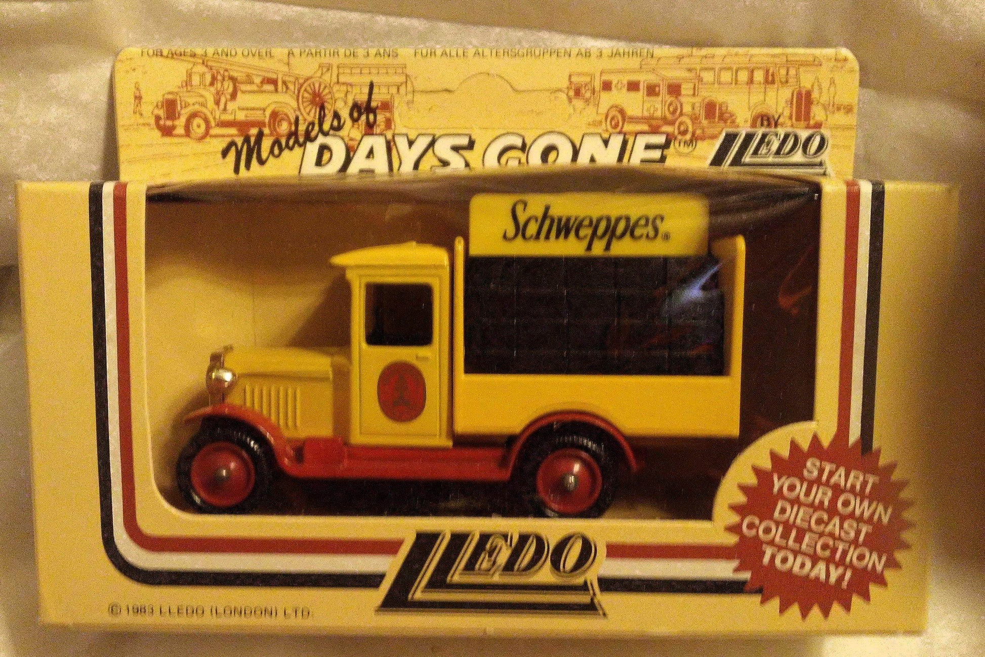 Lledo Models of Days Done DG26 Schweppes 1934 Chevrolet Bottle Delivery Truck Made in England 1987 - TulipStuff