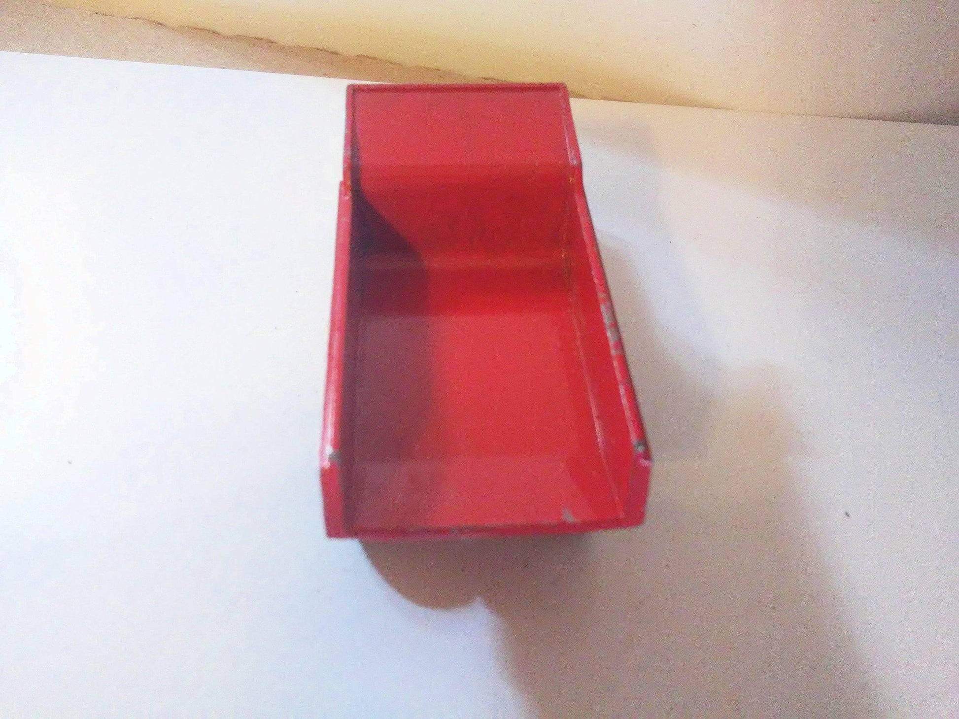 Lesney Matchbox No 48 Dodge Dumper Truck Diecast 1966 England - TulipStuff