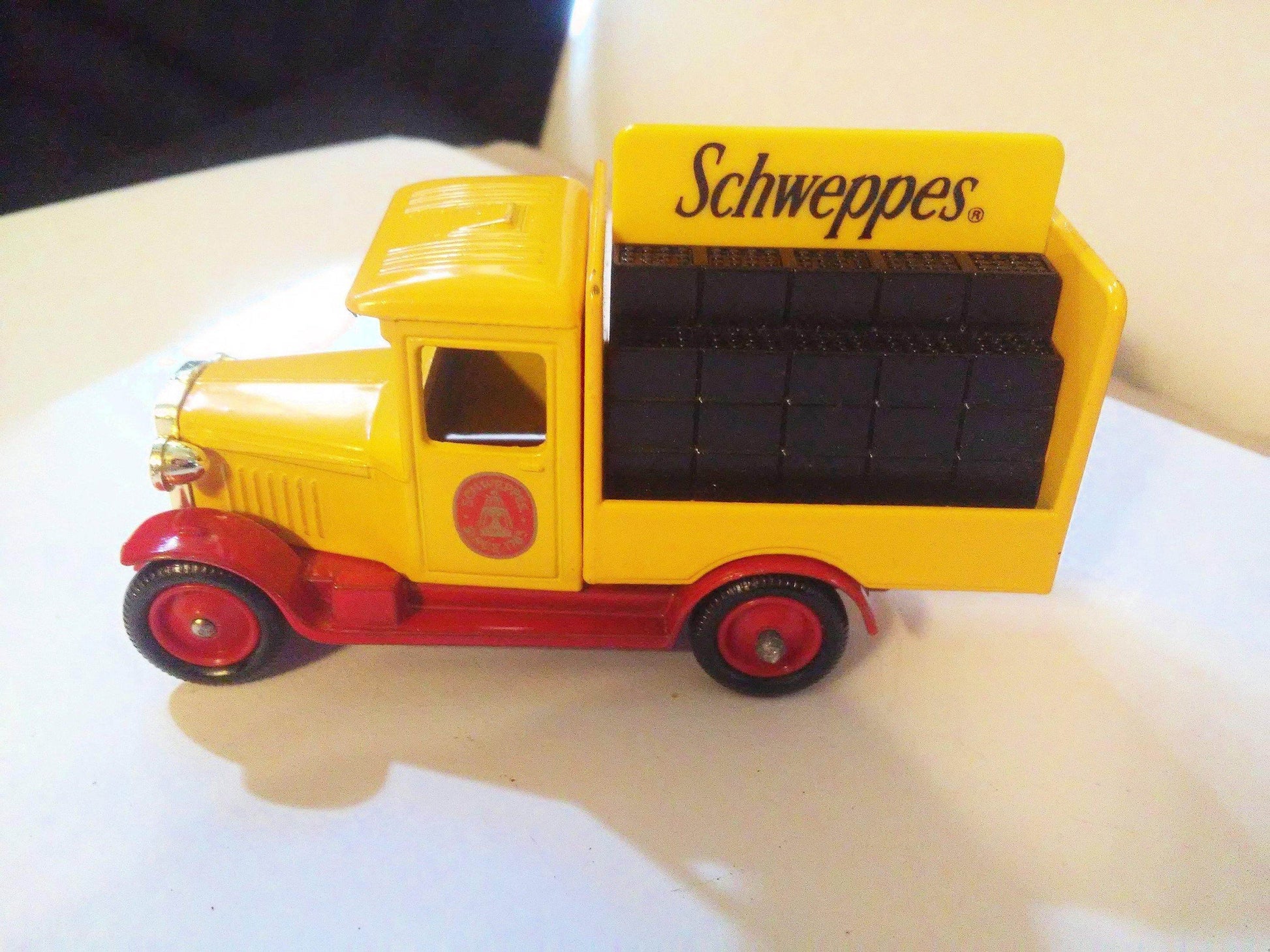 Lledo Models of Days Done DG26 Schweppes 1934 Chevrolet Bottle Delivery Truck Made in England 1987 - TulipStuff