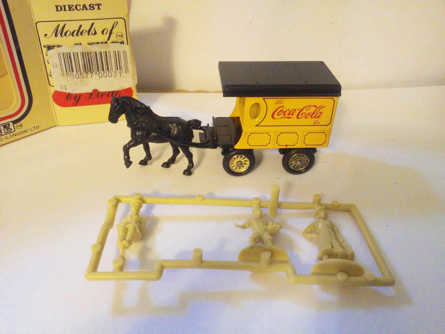 Lledo Days Gone DG3 Coca Cola Horse Drawn Delivery Van Diecast Metal Made in England 1984 - TulipStuff