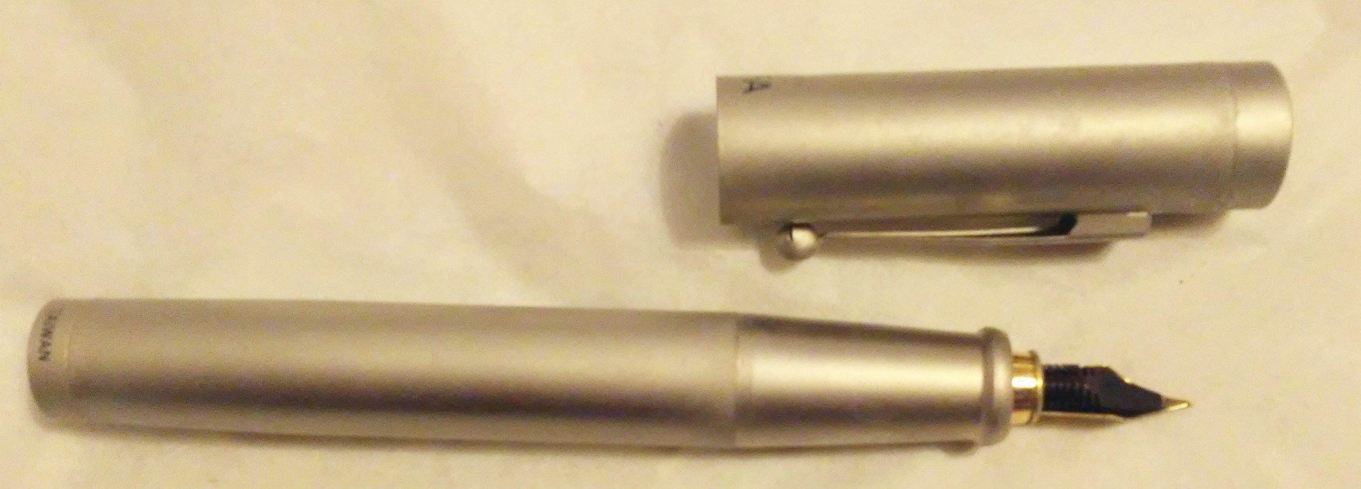 YAFA USSR Soviet Union CCCP Red Star Writing Set Ballpoint Pen Fountain Pen in Wood Box 1990 Brushed Stainless Steel - TulipStuff