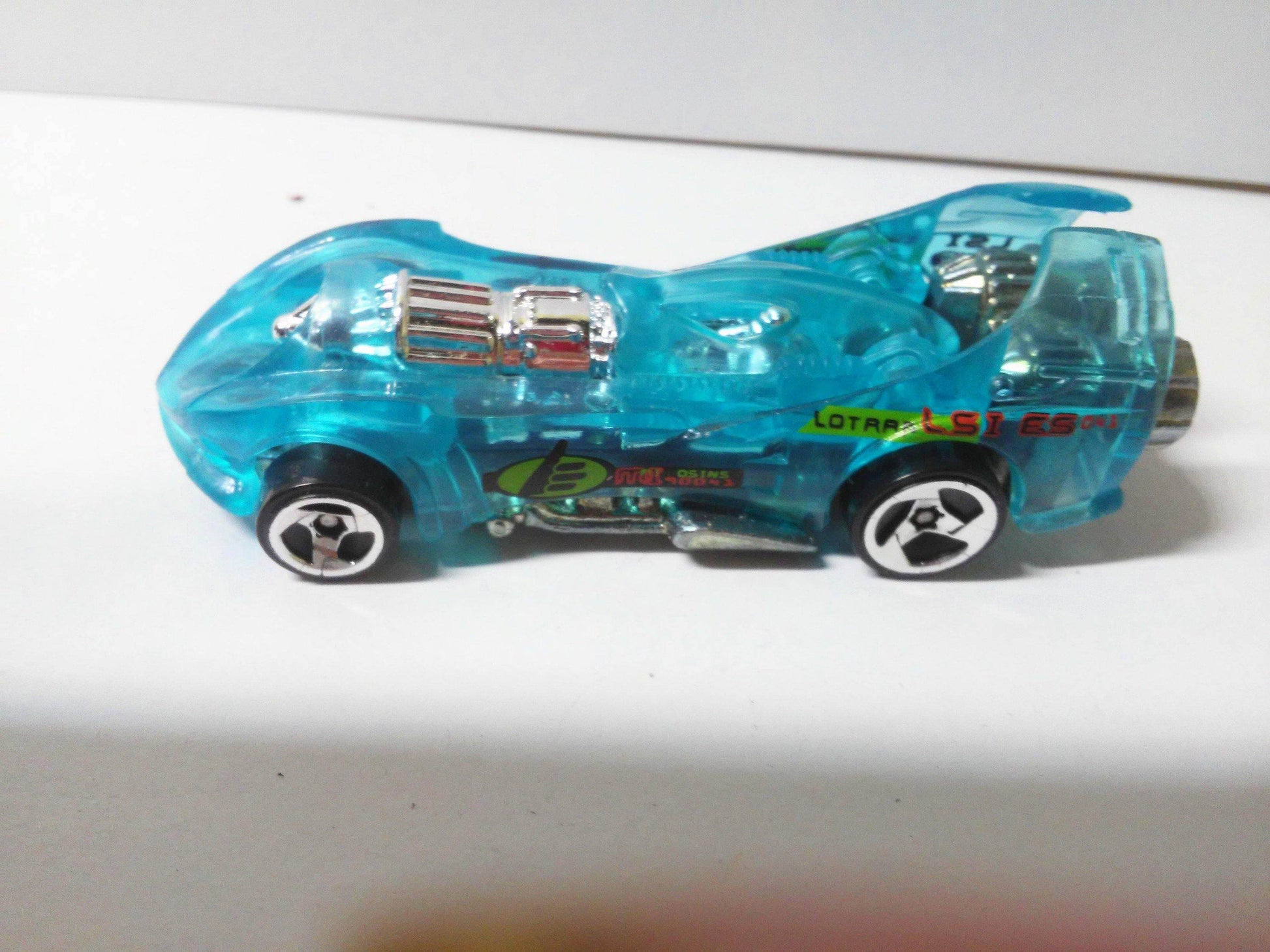 Hot Wheels Light Blue Power Rocket in Gift Box Thailand 1999 - TulipStuff