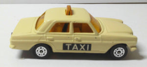 Corgi Juniors 52-B Mercedes-Benz 240D Taxi Cab Made in Great Britain 1976 - TulipStuff