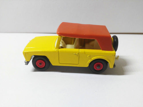 Lesney Matchbox no. 18 Field Car Made in England 1969 - TulipStuff