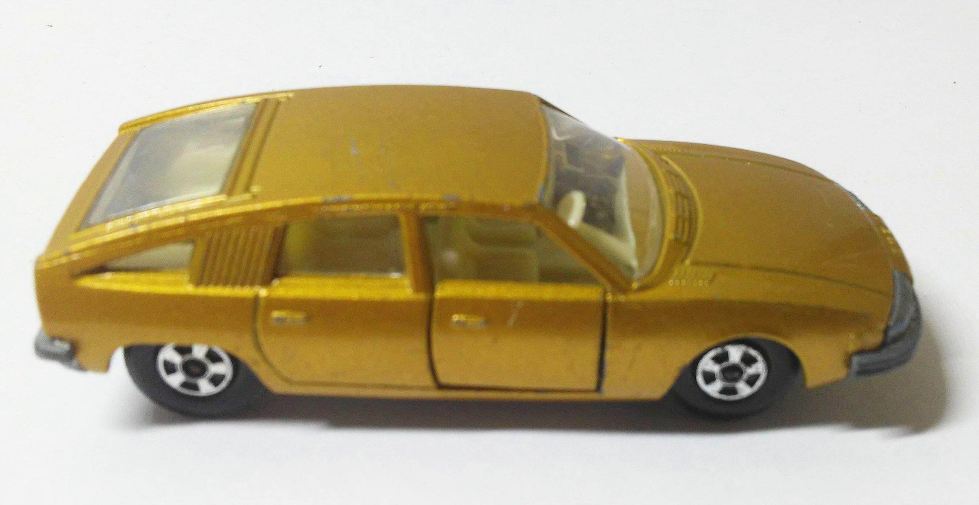 Lesney Matchbox 56 BMC 1800 Pininfarina Superfast Wheels Made in England 1969 - TulipStuff