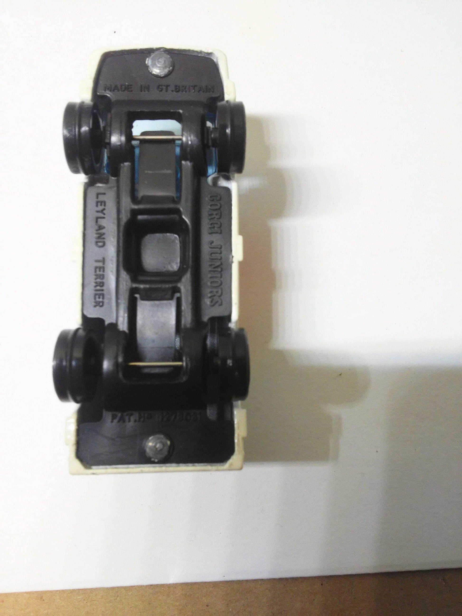 Corgi Juniors 87-B Pepsi Leyland Terrier Delivery Van 1975 Great Britain Diecast Truck - TulipStuff