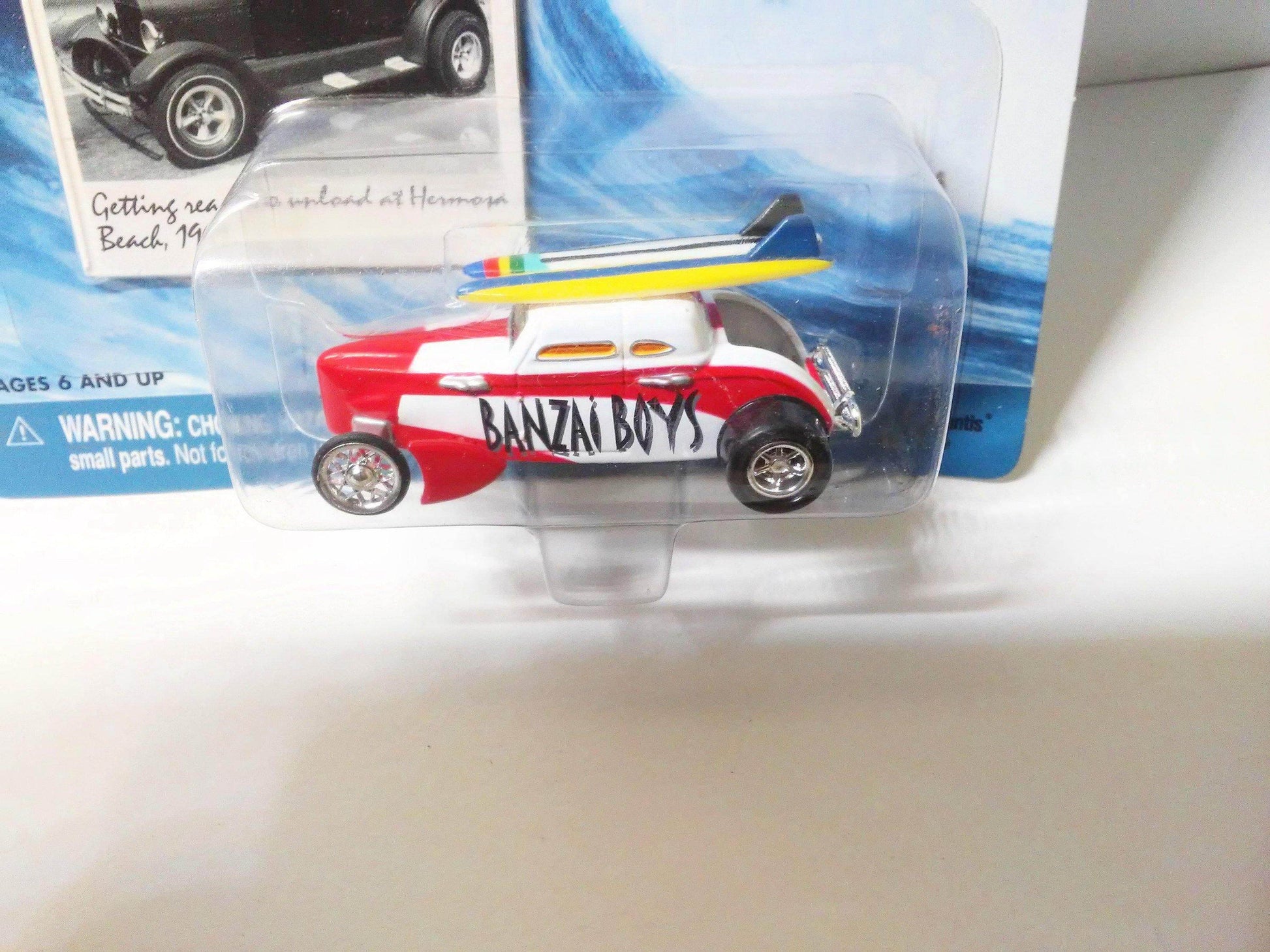 Johnny Lightning  Surf Rods Banzai Boys #758 Speed Coupe Diecast Carwith Surfboards 2000 - TulipStuff
