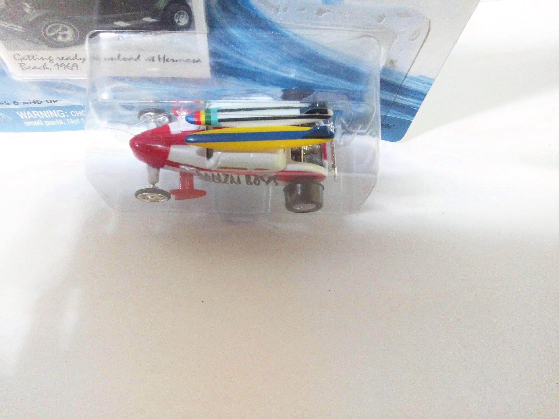 Johnny Lightning  Surf Rods Banzai Boys #758 Speed Coupe Diecast Carwith Surfboards 2000 - TulipStuff