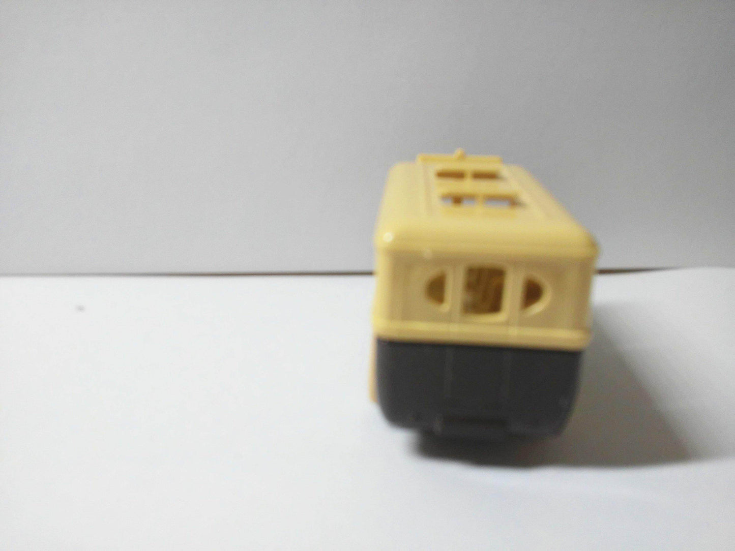 Lledo DG10 Hershey's Milk Chocolate 1935 Dennis Coach Bus Made in England 1986 - TulipStuff