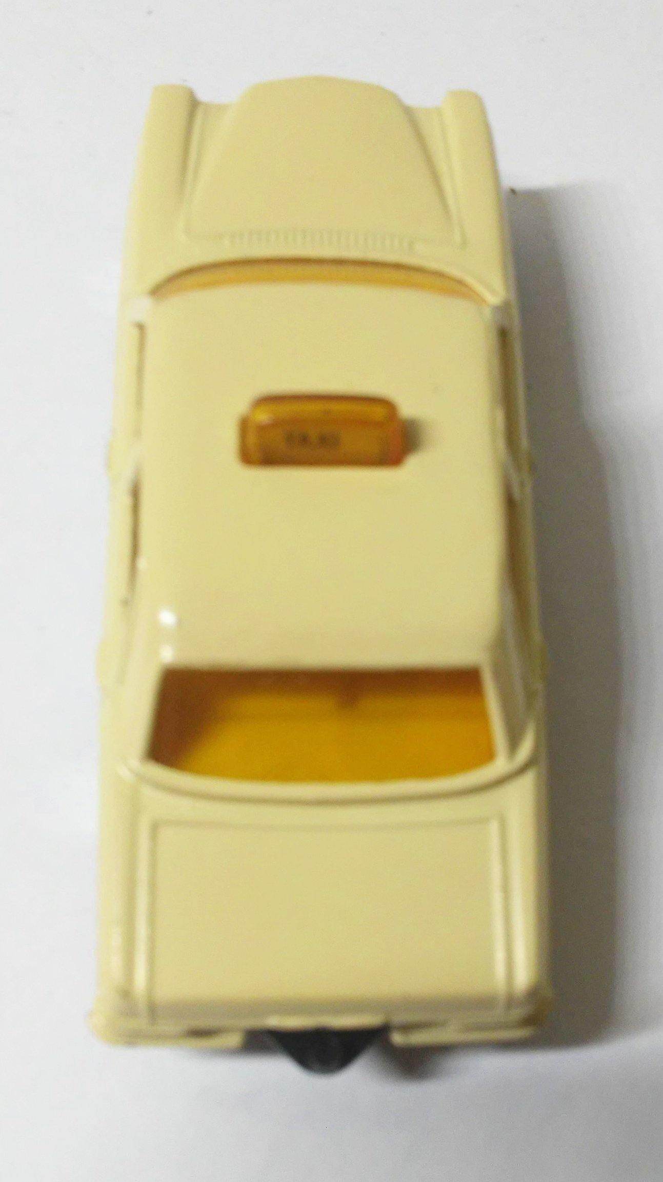 Corgi Juniors 52-B Mercedes-Benz 240D Taxi Cab Made in Great Britain 1976 - TulipStuff