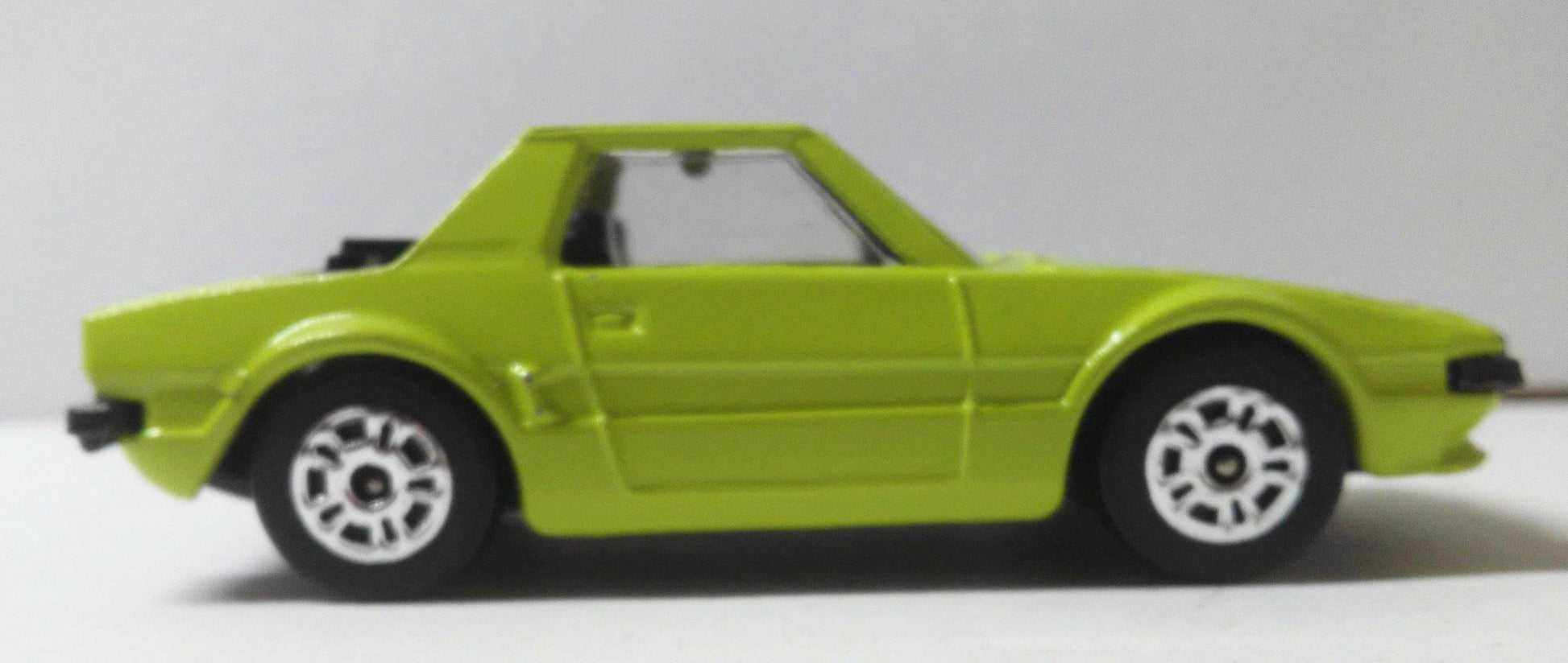 Corgi Juniors 86-A1 Fiat X1/9 Green Body Black Interior Whizzwheels Made in Great Britain 1974 - TulipStuff