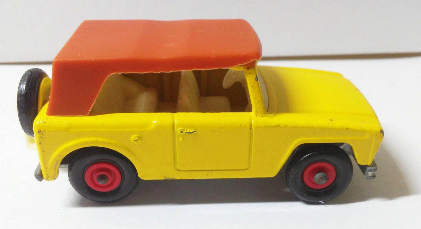 Lesney Matchbox no. 18 Field Car Made in England 1969 - TulipStuff