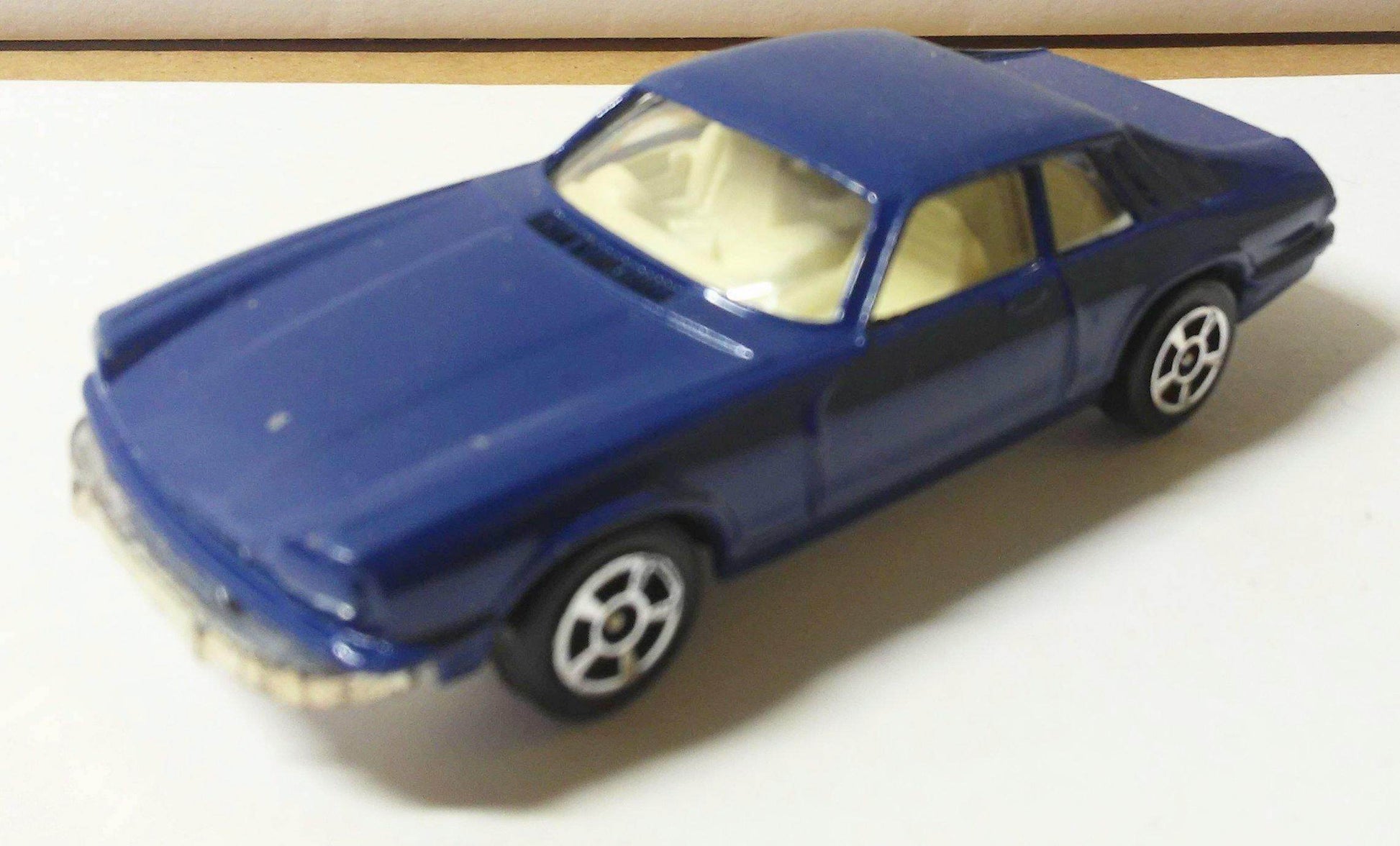 Corgi Juniors 72-B Jaguar XJ-S Made in Great Britain 1979 - TulipStuff