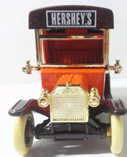 Load image into Gallery viewer, Lledo Hartoy DG6 Hershey&#39;s Reese&#39;s Pieces 1920 Ford Model T Van Made in England - TulipStuff

