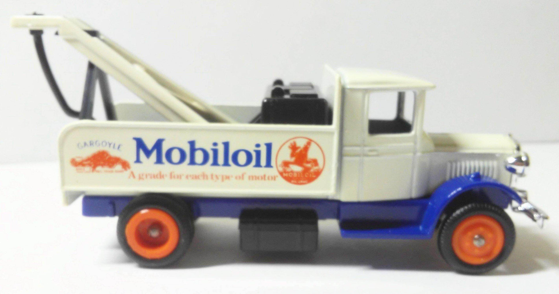 Lledo Models of Days Gone DG27 Mobil Oil 1934 Mack Breakdown Tow Truck Made in England - TulipStuff