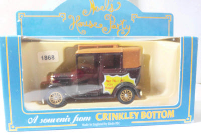 Lledo Promotional 1933 Austin Taxi Crinkley Bottom Collection Noel's House Party Made In England - TulipStuff